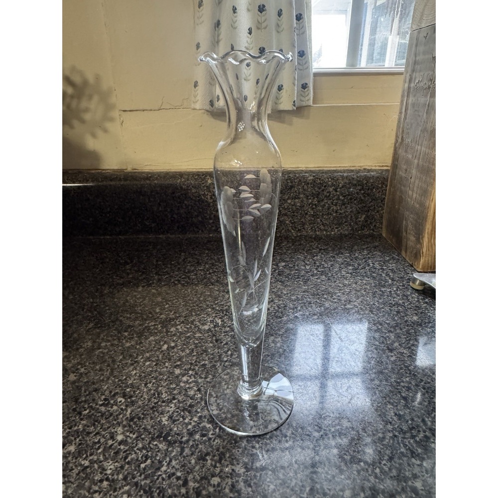 Vintage Princess House Heritage 10" Bud Vase fluted ruffled edge etched crystal